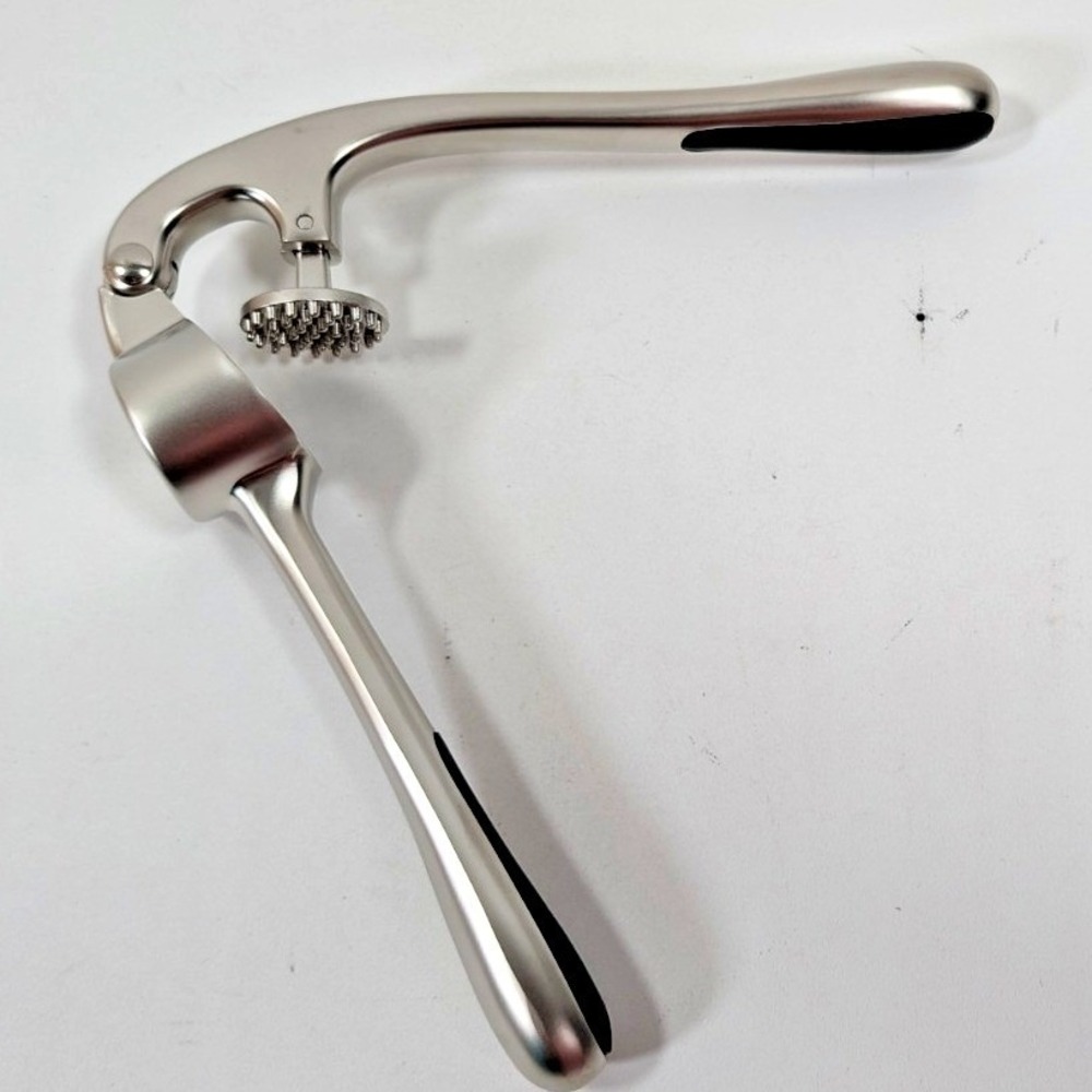 Garlic Press Stainless Steel Squeezer Crush Ginger Mincer  Silicone Peeler Brush